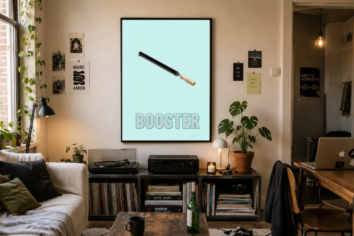 Booster présentée comme décoration murale
